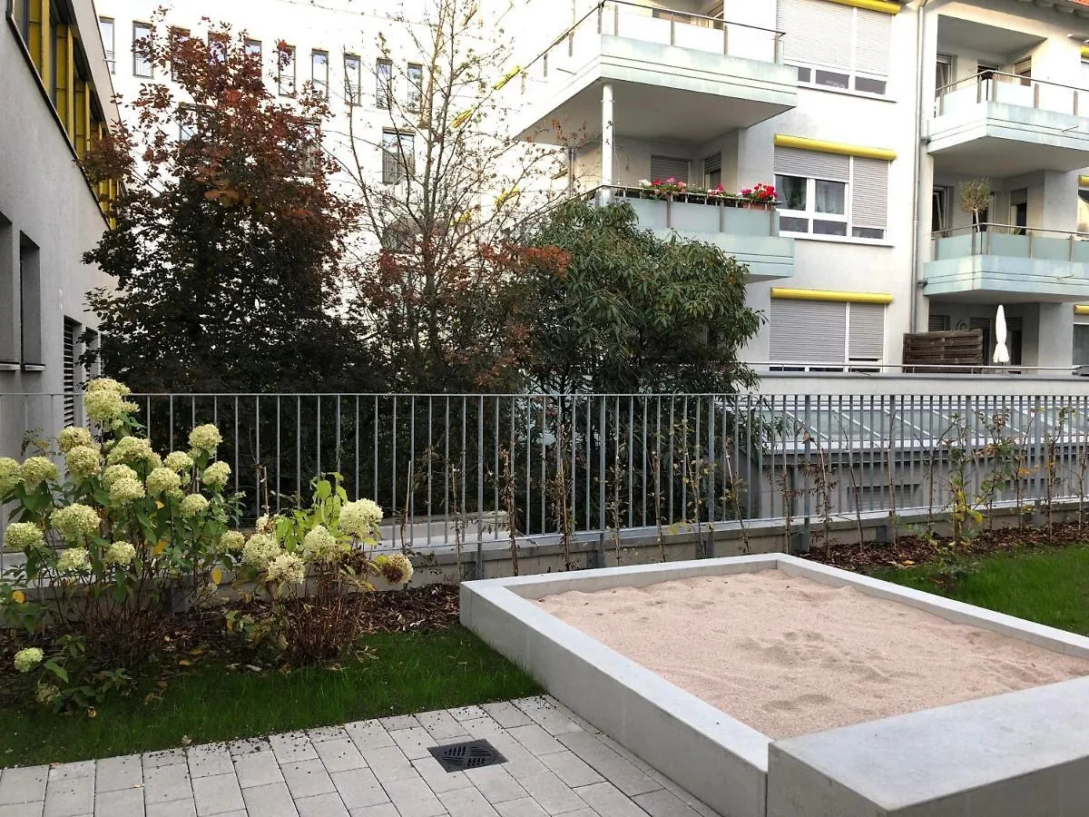 1-Zi. Apartment, Echterdingen Bei Flughafen/Messe Stgt. Leinfelden-Echterdingen 0*,  Germany