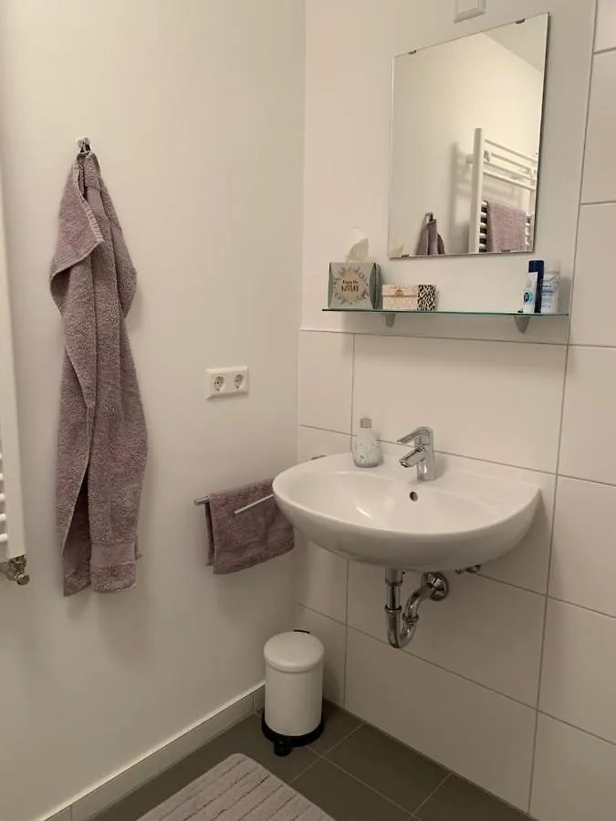 Apartment 1-Zi. Apartment, Echterdingen Bei Flughafen/Messe Stgt. Leinfelden-Echterdingen